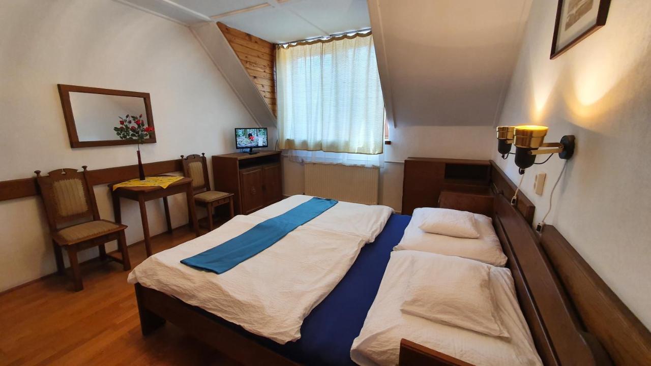 Harmonia Apartmanhaz Balatonlelle Eksteriør bilde
